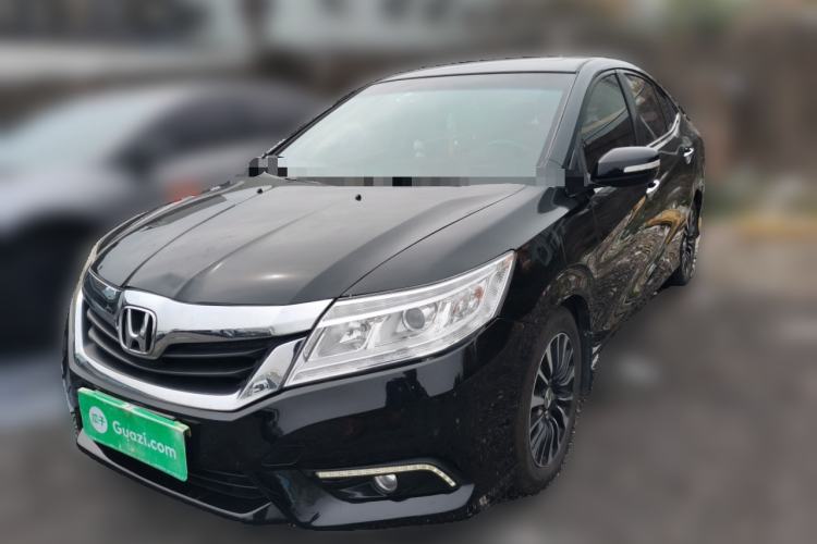 Used Honda Crider 2013 1.8L automatic luxury edition Front Left 45 Deg