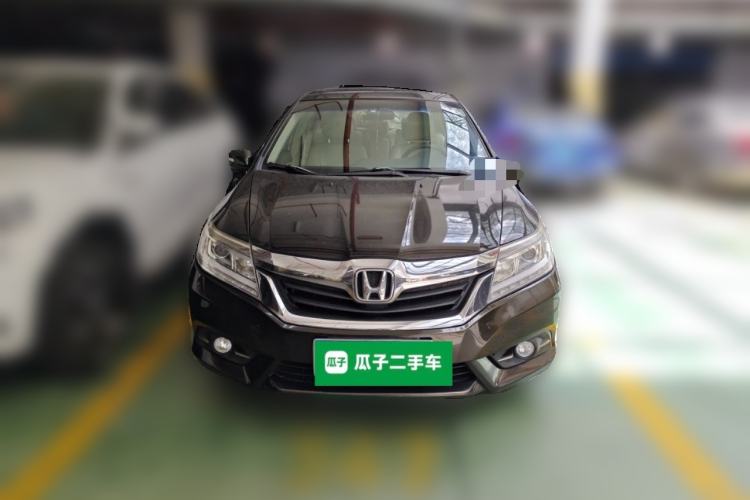 Used Honda Crider 2013 1.8L automatic luxury edition Front