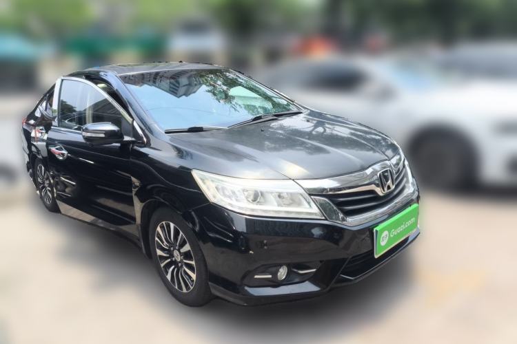 Used Honda Crider 2013 1.8L automatic luxury edition Front Right 45 Deg