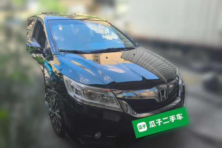 Used Honda Crider 2013 1.8L automatic luxury edition Front Right 45 Deg