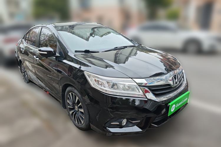 Used Honda Crider 2013 1.8L automatic luxury edition Front Right 45 Deg