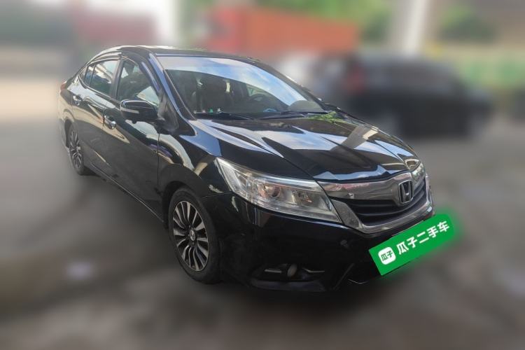 Used Honda Crider 2013 1.8L automatic luxury edition Front Right 45 Deg