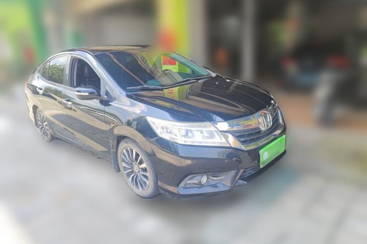 Used Honda Crider 2013 1.8L automatic luxury edition Front Right 45 Deg