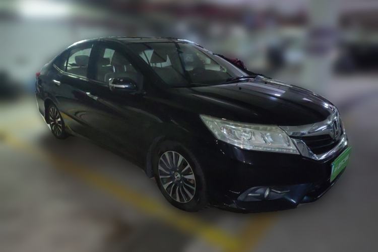 Used Honda Crider 2013 1.8L automatic luxury edition Front Right 45 Deg