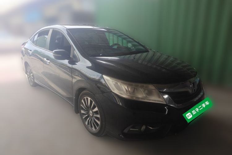 Used Honda Crider 2013 1.8L automatic luxury edition Front Right 45 Deg