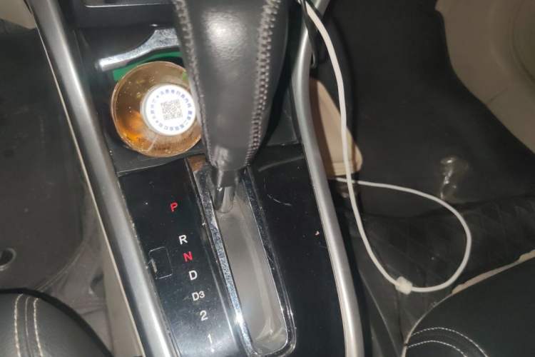 Used Honda Crider 2013 1.8L automatic comfort version Gear Lever