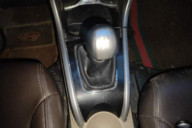 Used Honda Crider 2013 1.8L manual Comfort version Gear Lever