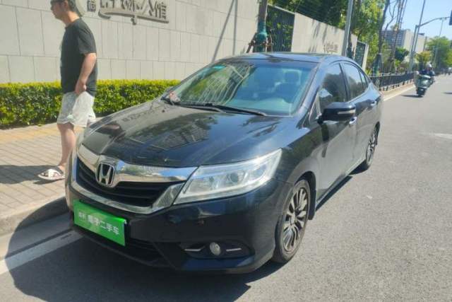 Used Honda Crider 2013 1.8L automatic luxury edition