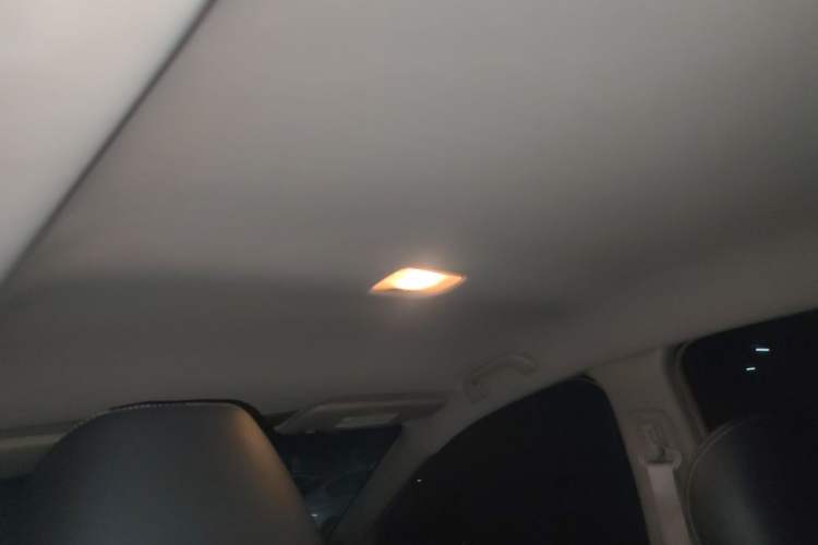 Used Honda Crider 2013 1.8L automatic comfort version Headliner