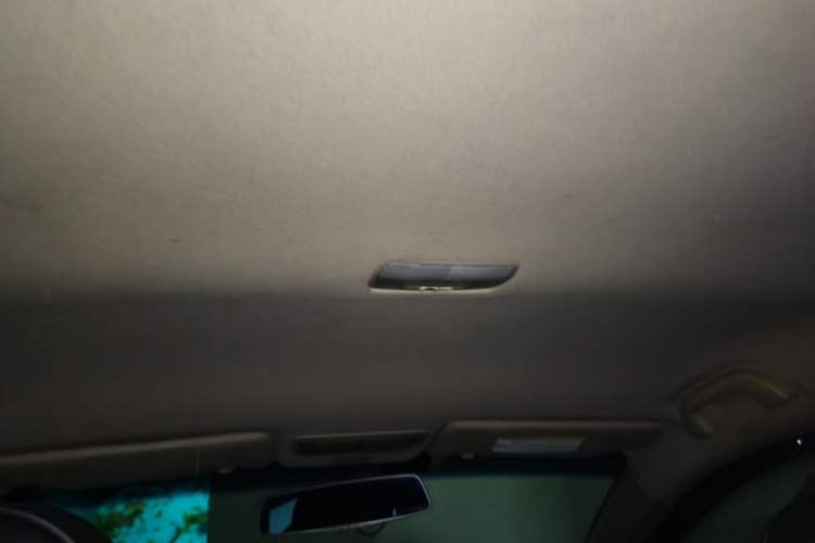 Used Honda Crider 2013 1.8L automatic comfort version Headliner
