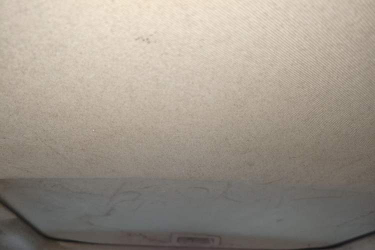 Used Honda Crider 2013 1.8L automatic luxury edition Headliner