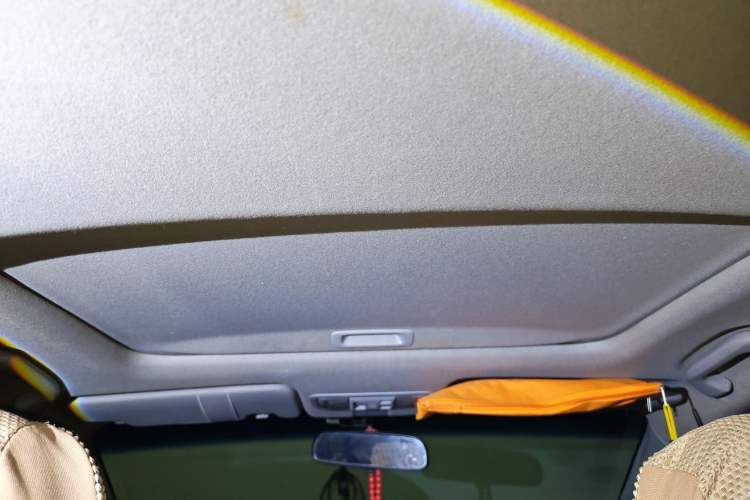 Used Honda Crider 2013 1.8L automatic flagship version Headliner