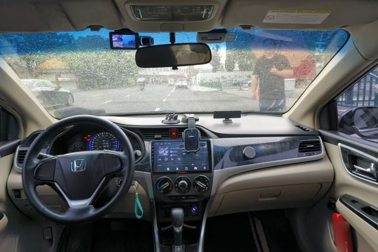 Used Honda Crider 2013 1.8L automatic comfort version Headliner