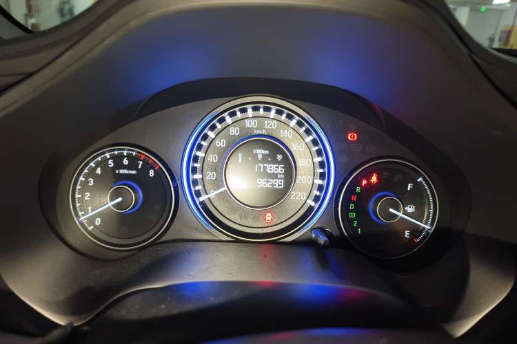 Used Honda Crider 2013 1.8L automatic comfort version Instrument Cluster
