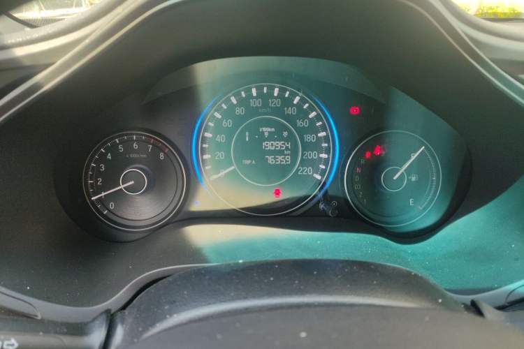 Used Honda Crider 2013 1.8L automatic luxury edition Instrument Cluster