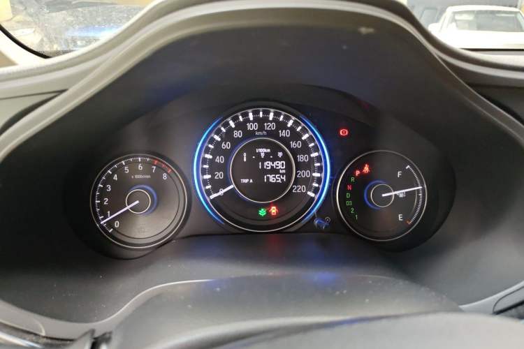 Used Honda Crider 2013 1.8L automatic luxury edition Instrument Cluster