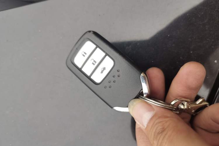 Used Honda Crider 2013 1.8L automatic luxury edition Interior 1