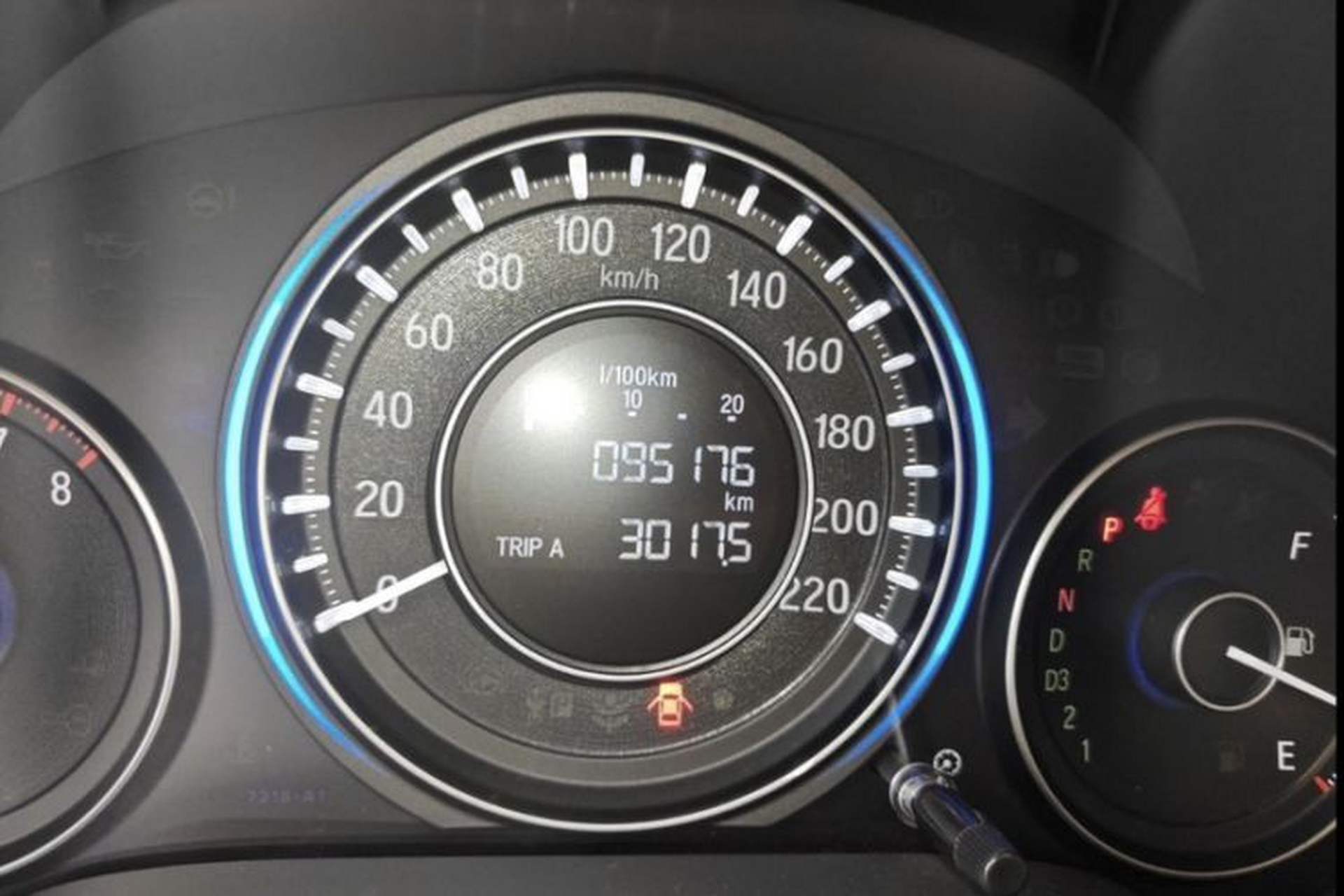 Used Honda Crider 2013 1.8L automatic luxury edition Interior 1