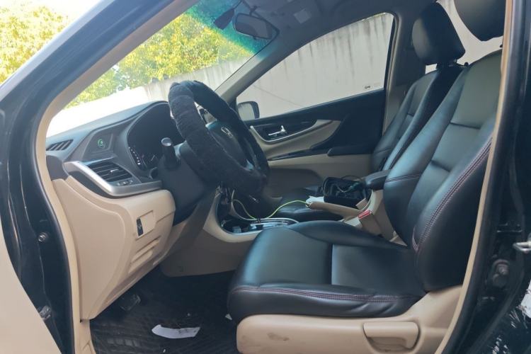 Used Honda Crider 2013 1.8L automatic comfort version Left Front Seat