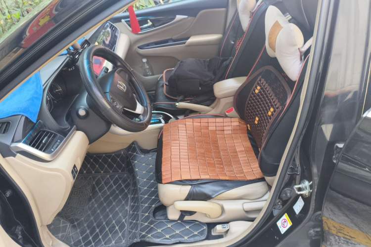 Used Honda Crider 2013 1.8L automatic luxury edition Left Front Seat