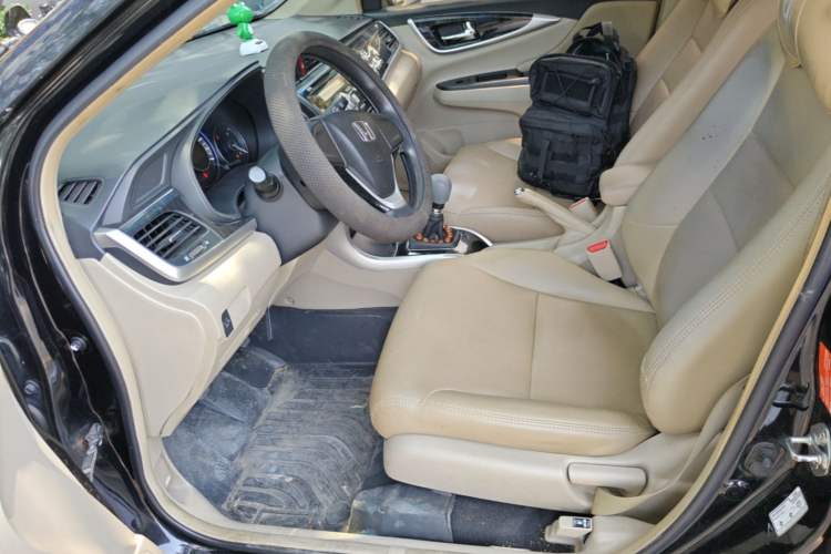 Used Honda Crider 2013 1.8L manual Comfort version Left Front Seat