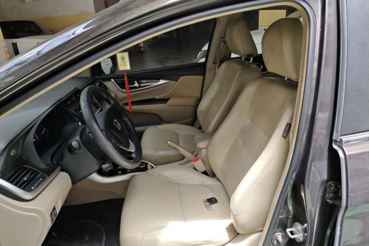 Used Honda Crider 2013 1.8L automatic luxury edition Left Front Seat