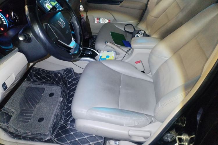 Used Honda Crider 2013 1.8L automatic comfort version Left Front Seat