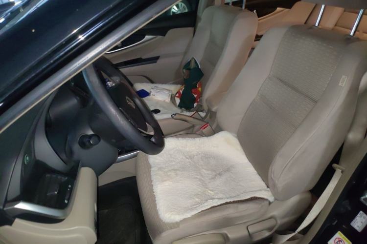 Used Honda Crider 2013 1.8L automatic luxury edition Left Front Seat