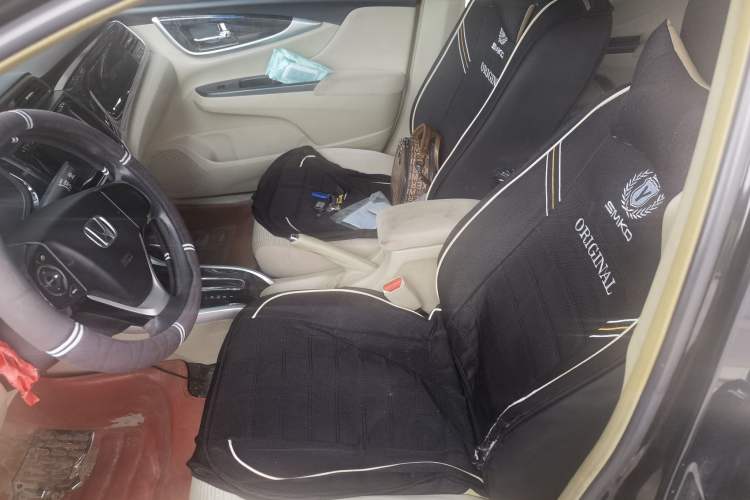 Used Honda Crider 2013 1.8L automatic luxury edition Left Front Seat