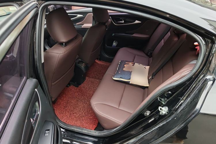 Used Honda Crider 2013 1.8L automatic luxury edition Left Rear Seat