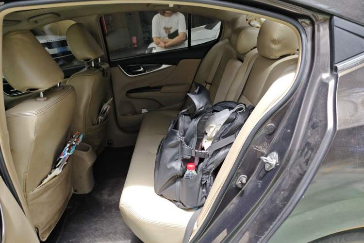 Used Honda Crider 2013 1.8L automatic luxury edition Left Rear Seat