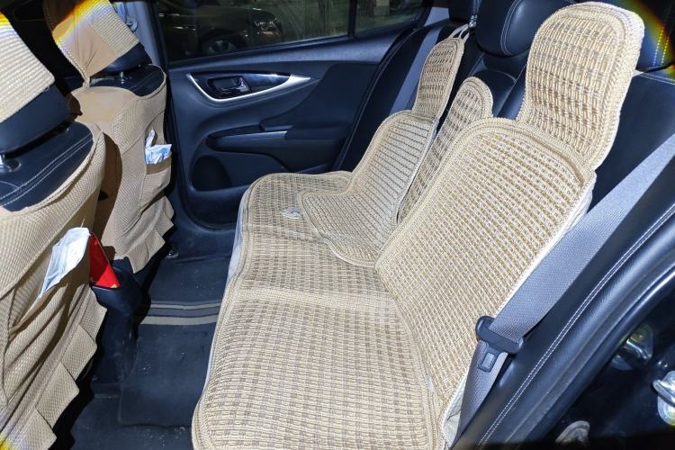 Used Honda Crider 2013 1.8L automatic flagship version Left Rear Seat