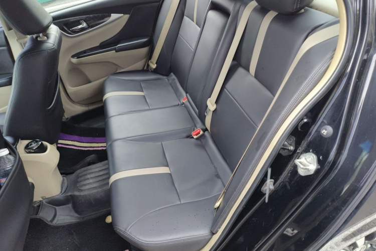Used Honda Crider 2013 1.8L automatic comfort version Left Rear Seat