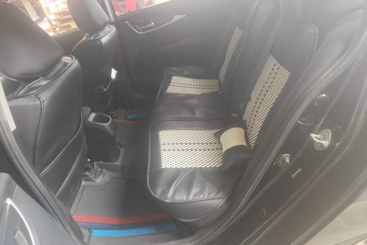 Used Honda Crider 2013 1.8L automatic luxury edition Left Rear Seat