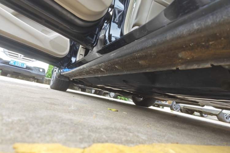 Used Honda Crider 2013 1.8L automatic luxury edition Left Side Sill