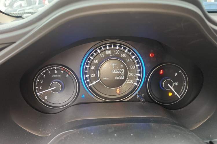 Used Honda Crider 2013 1.8L manual Comfort version Odometer Close Up