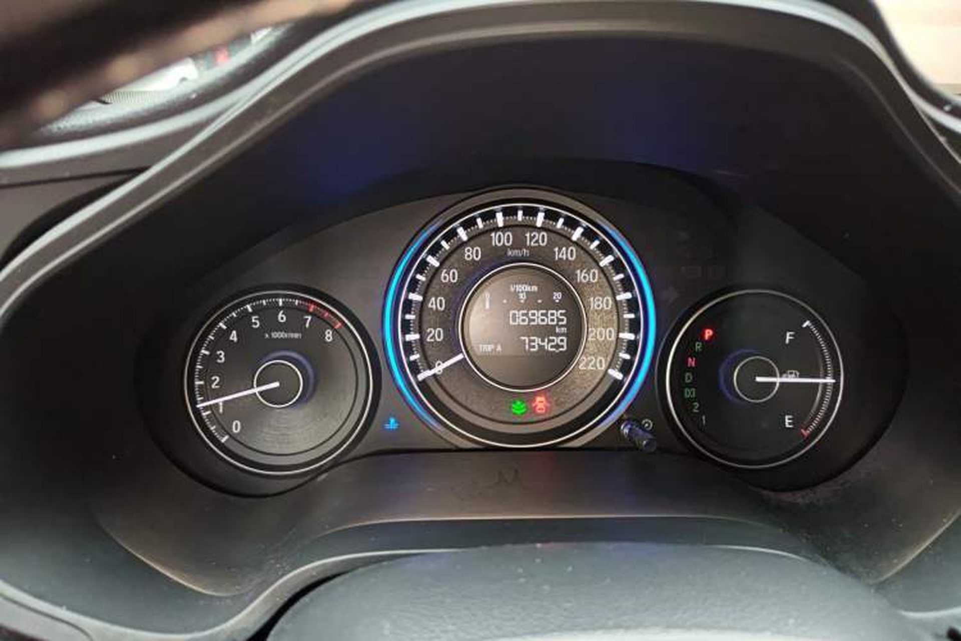 Used Honda Crider 2013 1.8L automatic luxury edition Odometer Close Up