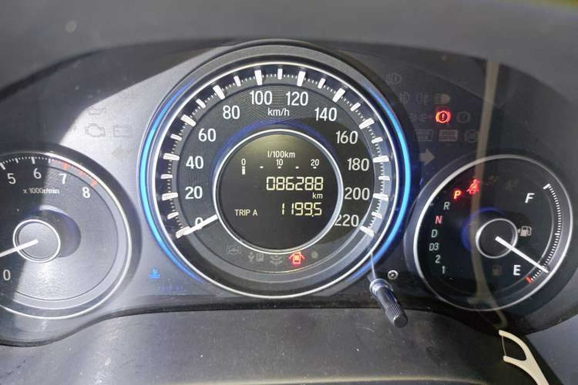 Used Honda Crider 2013 1.8L automatic flagship version Odometer Close Up