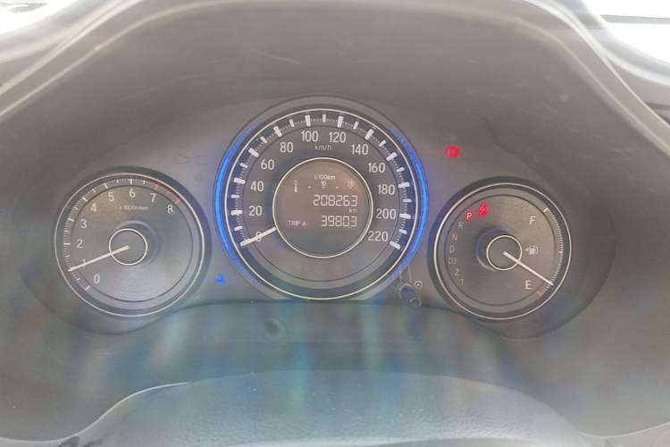 Used Honda Crider 2013 1.8L automatic luxury edition Odometer Close Up