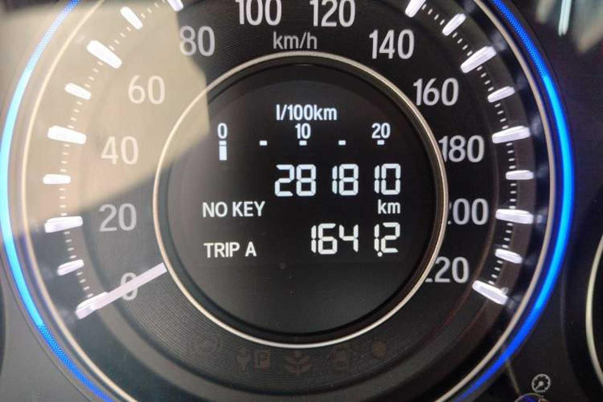 Used Honda Crider 2013 1.8L automatic luxury edition Odometer Close Up