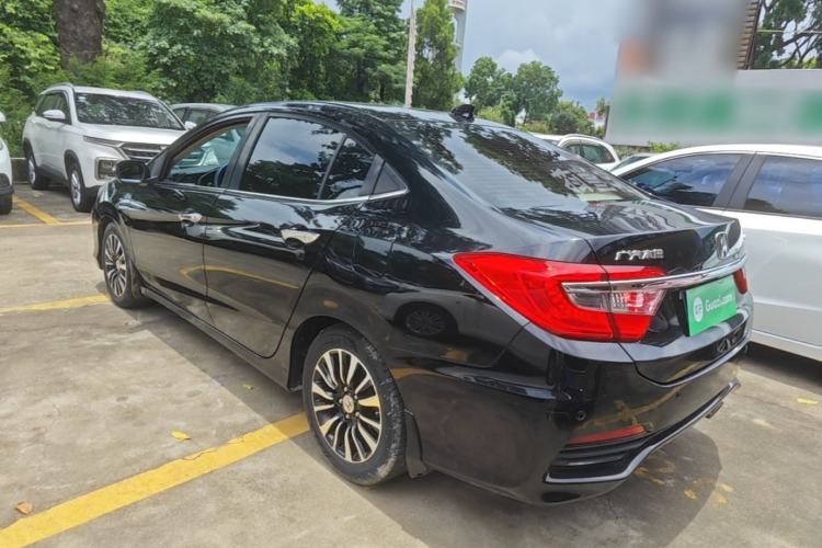 Used Honda Crider 2013 1.8L automatic luxury edition Rear Left 45 Deg