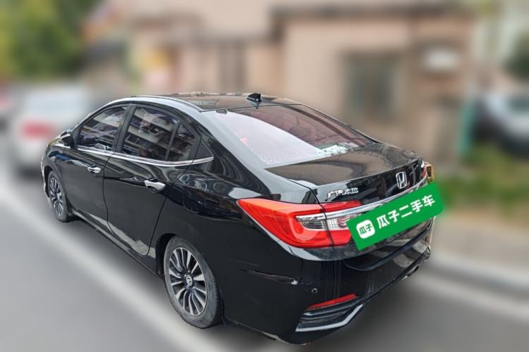 Used Honda Crider 2013 1.8L automatic luxury edition Rear Left 45 Deg