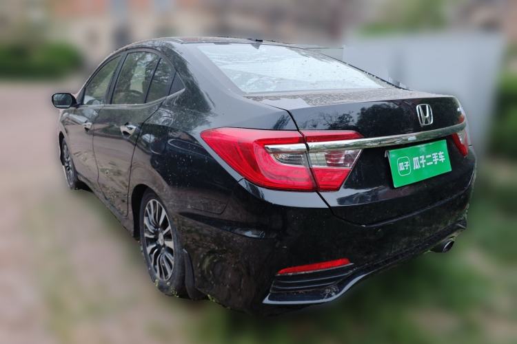 Used Honda Crider 2013 1.8L automatic luxury edition Rear Left 45 Deg