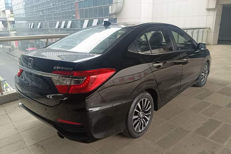 Used Honda Crider 2013 1.8L automatic luxury edition Rear Right 45 Deg