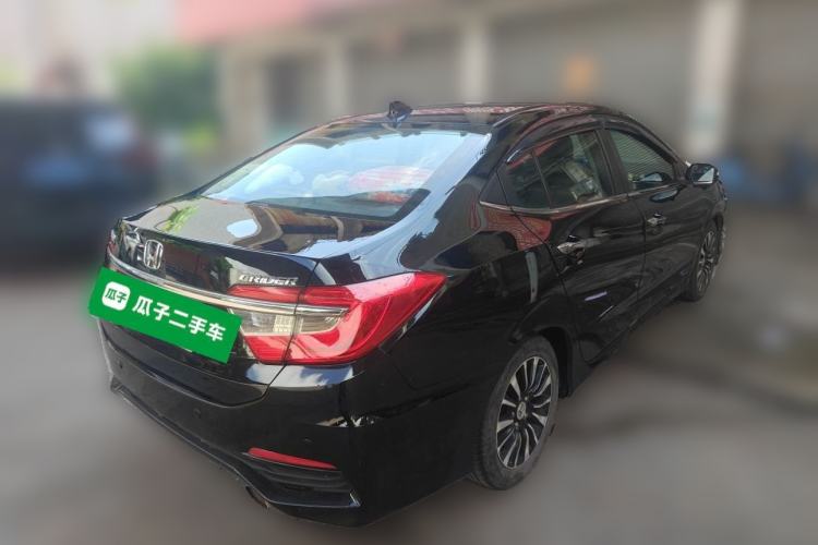 Used Honda Crider 2013 1.8L automatic luxury edition Rear Right 45 Deg