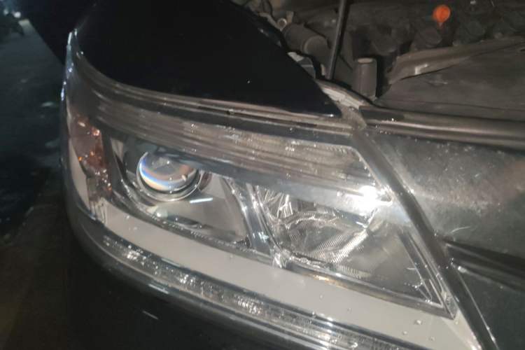 Used Honda Crider 2013 1.8L automatic comfort version Right Front Headlight