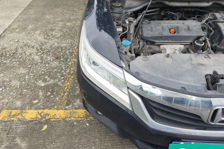 Used Honda Crider 2013 1.8L automatic luxury edition Right Front Headlight