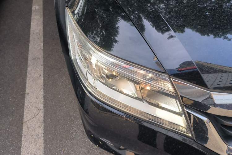 Used Honda Crider 2013 1.8L automatic comfort version Right Front Headlight