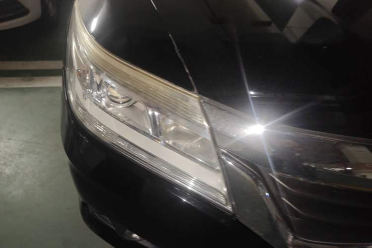 Used Honda Crider 2013 1.8L automatic luxury edition Right Front Headlight