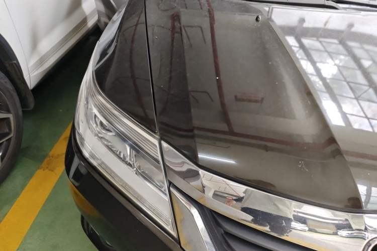 Used Honda Crider 2013 1.8L automatic luxury edition Right Front Headlight